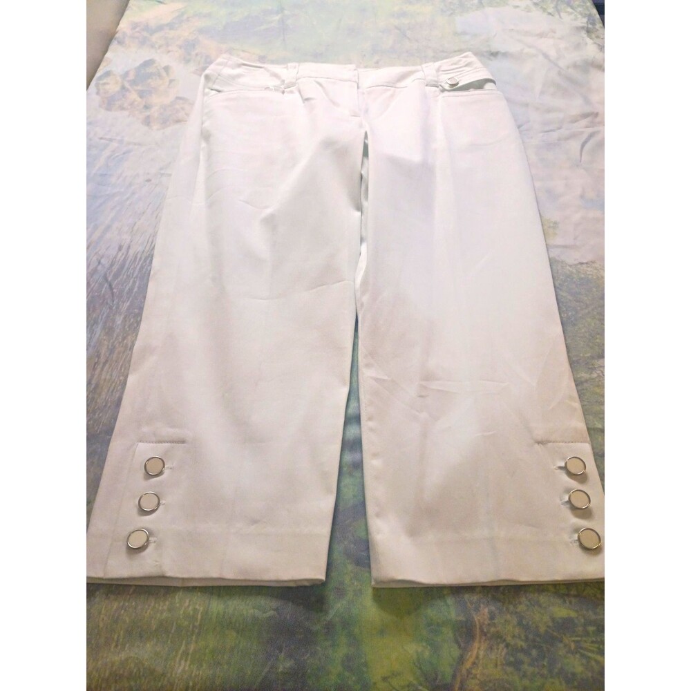 New Directions Petite Pants Women 4P White Straight Leg Silver Button Ankle